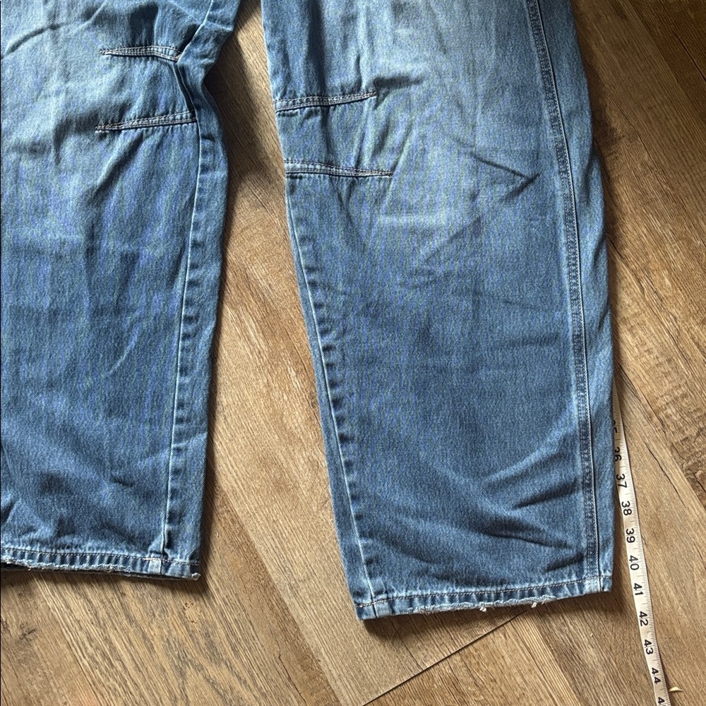 Hidden barrel jeans - Picture 8 of 10